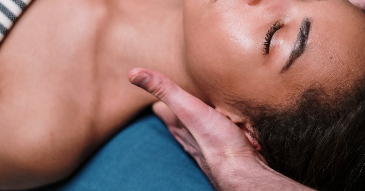 9 Affordable Self-Care Gift Ideas for Him & Her — All Under $20