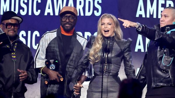 Emotional Fergie Reunites With Black Eyed Peas ‘Brothers’ at AMAs 2026