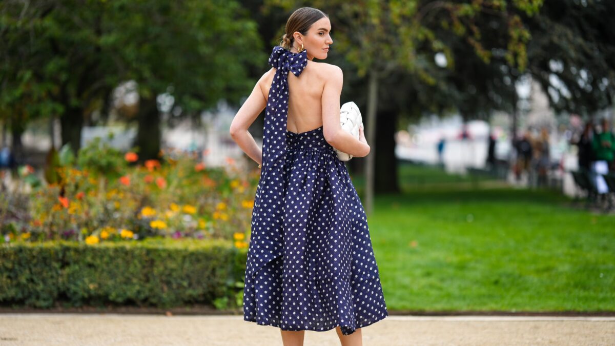 Hamptons Rich Moms Wear These 17 Backless Dress Styles Nonstop