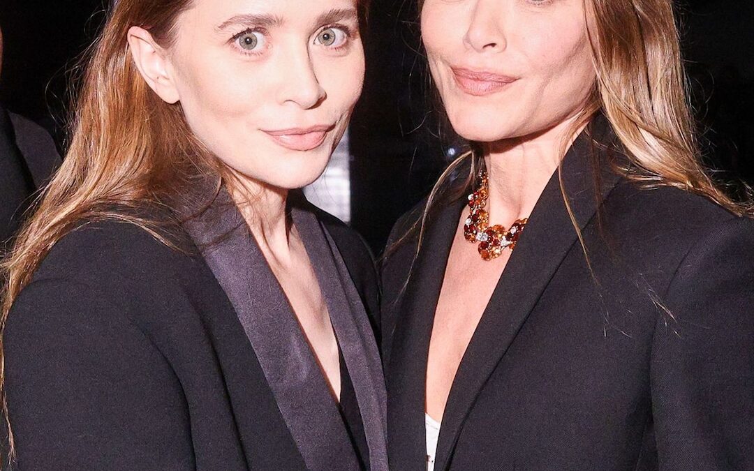 Take a New York Minute and See Mary-Kate & Ashley Olsen’s Rare Outing