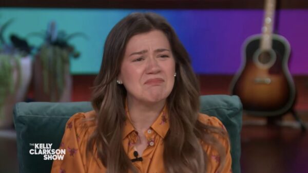 Kelly Clarkson Cries Over Her Talk Show Ending: ‘I’m Fine’
