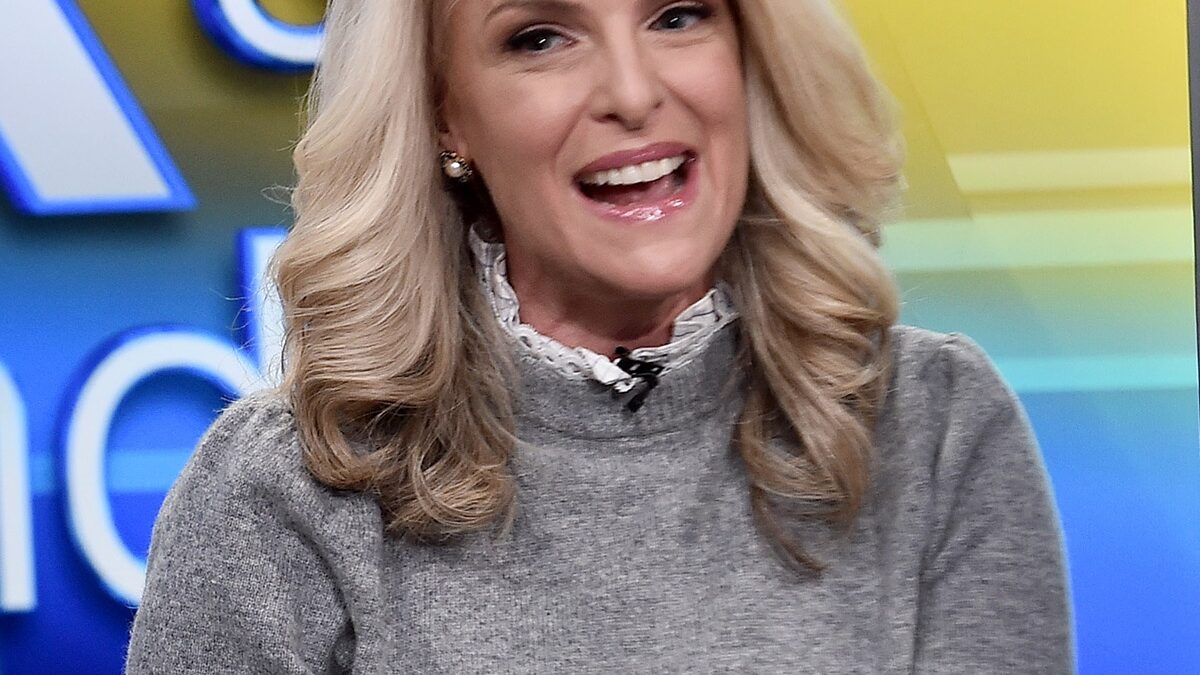 Meteorologist Janice Dean Leaves Fox After 22 Years Amid MS Battle